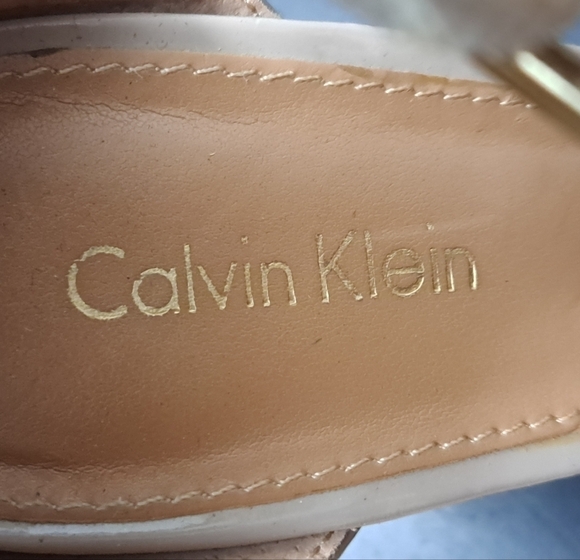Calvin Klein Vivian Open Toe Sandal    Size 5 - Picture 7 of 10
